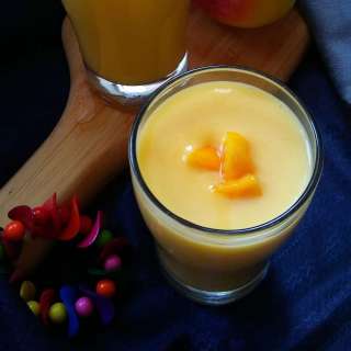 Mango Milkshake Recipe with Mango Pulp
