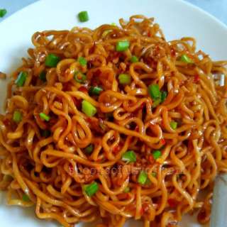 10 Minute Spicy Ramen