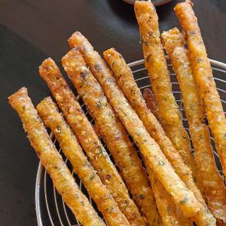 Crispy Mashed Potato Fries