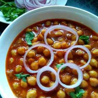 Homestyle Kabuli Chana Curry | Chana Masala Recipe