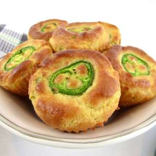 Keto Jalapeño Cheddar Biscuits (Gluten Free)