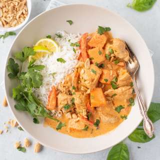 Thai Pumpkin Chicken Curry