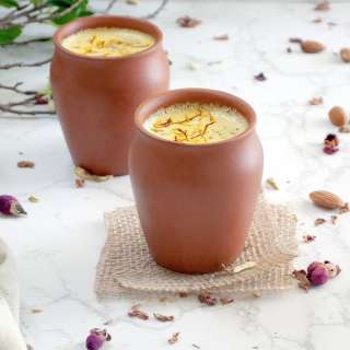 Badam Milk (Indian Saffron Almond Milk)