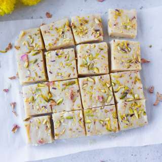 Kalakand (Easy 30-Minute Recipe)