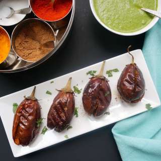 Air Fryer Stuffed Eggplant / Bharwan Baingan