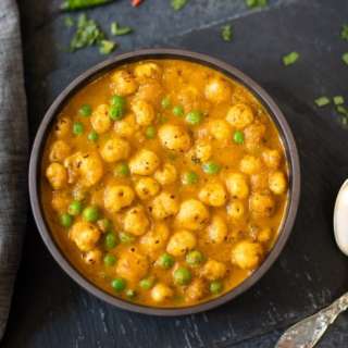 Matar Makhana Curry