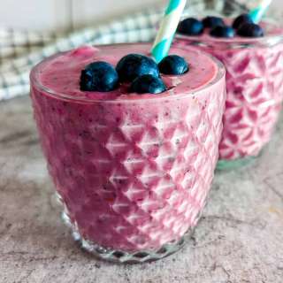 Blueberry Bliss Tropical Smoothie
