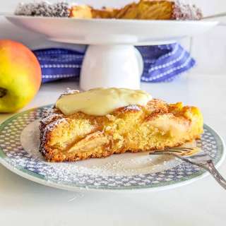 Äppelkaka Swedish Apple Cardamom Cake