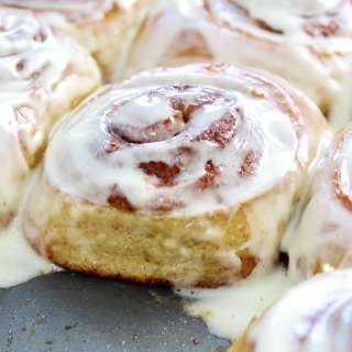 Homemade Keto Cinnamon Rolls