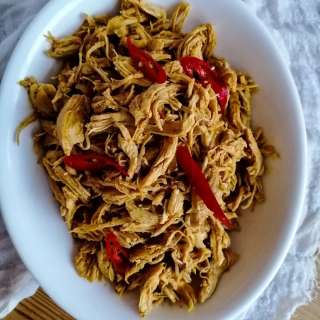 Ayam Suwir Bumbu Bali