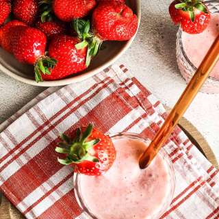 Strawberry Banana Pineapple Smoothie