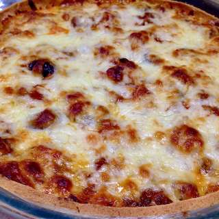 Keto Sausage and Pepperoni Pizza Pie