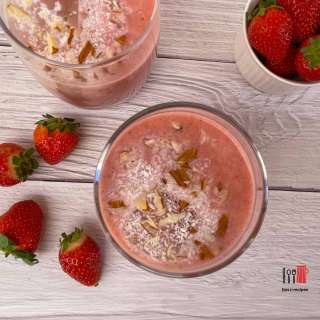 Low FODMAP Strawberry Smoothie