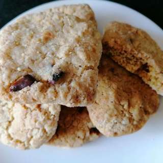 Coconut date cookies