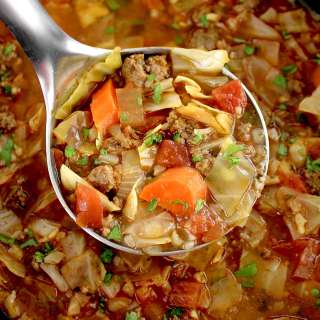 Slow Cooker Cabbage Roll Soup