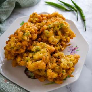 Indonesian sweetcorn fritters - Perkedel Jagung