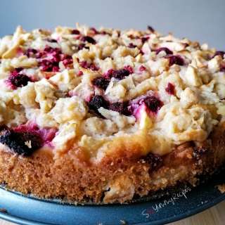 Apple Crumble Cake