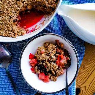 Apple Blackberry Crumble: Easy, Simple And Healthy