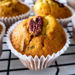 Maple Pecan Muffins Recipe