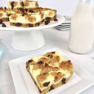 Keto Chocolate Chip Cheesecake Bars