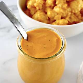 Buffalo Cheese Sauce and Dip