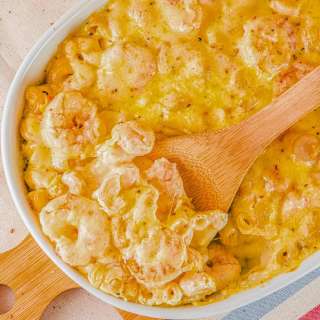 Easy Seafood Mac and Cheese