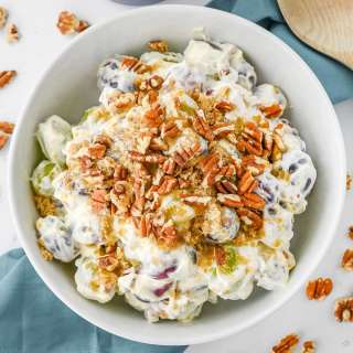 Easy Grape Salad Recipe