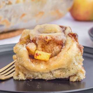 Apple Cinnamon Rolls