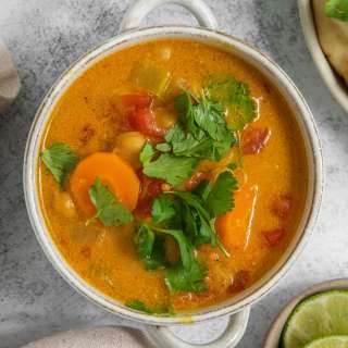 Easy Coconut Curry Soup