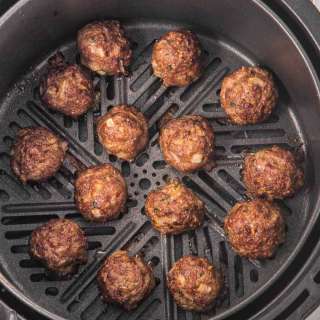 Easy Air Fryer Meatballs (Quick Homemade Recipe)