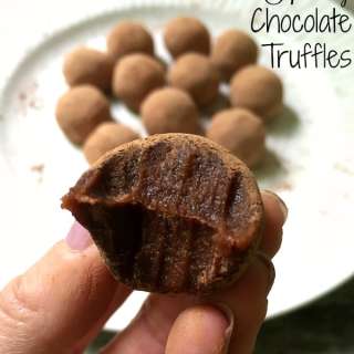Easy Chocolate Date Truffles