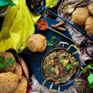 Dubki Wale Aloo: Spicy Potato Curry