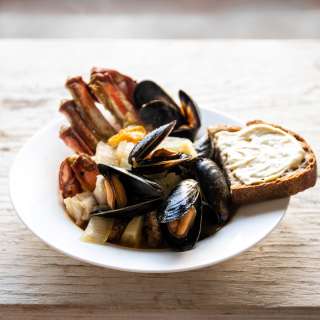 Easy Cioppino Recipe - An Italian Seafood Stew