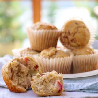 Mom's Quick And Easy Cinnamon Apple Rhubarb Muffins