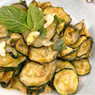 Zucchini alla Scapece Recipe (Zucchini with Mint and Vinegar)