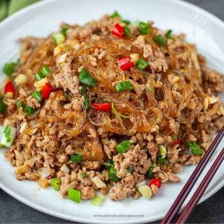 Ma Yi Shang Shu (螞蟻上樹)