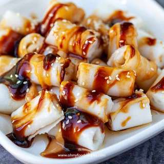 Rice noodle roll (Cheung fun 腸粉)