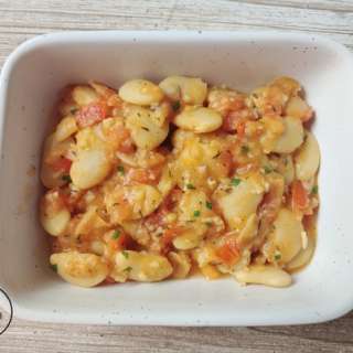 Sautéed White Beans with Tomatoes & Garlic