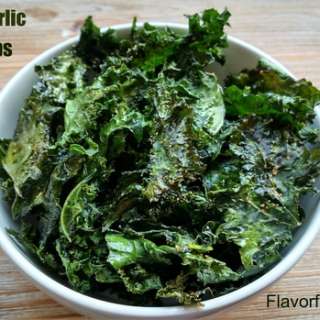 Crispy Garlic Kale Chips