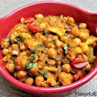 Chickpea and Cauliflower Curry