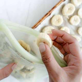 How to Freeze Bananas