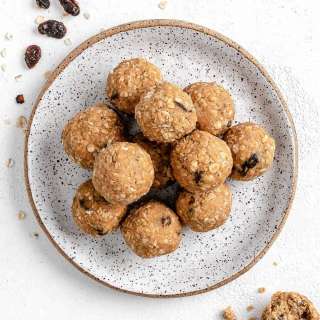 3 Ingredient Peanut Butter Oatmeal Balls