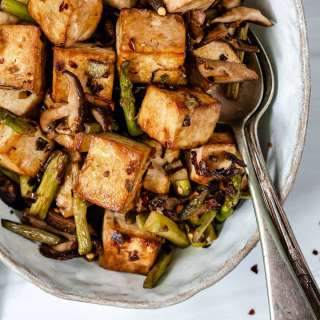 Shiitake Asparagus Tofu Stir-fry