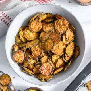 Vegan Cheesy Zucchini Chips