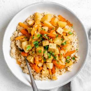 Slow Cooker Red Thai Curry with Tofu [+Stove]