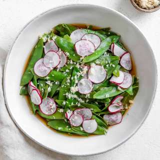 Spicy Sugar Snap Peas with Horseradish