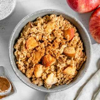Apple Cinnamon Oatmeal