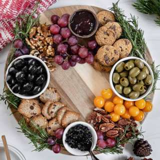 Christmas Wreath Charcuterie Board