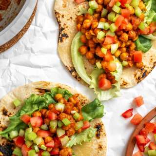 BBQ Chickpea Wraps
