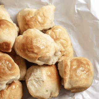 Easy Vegan Dinner Rolls